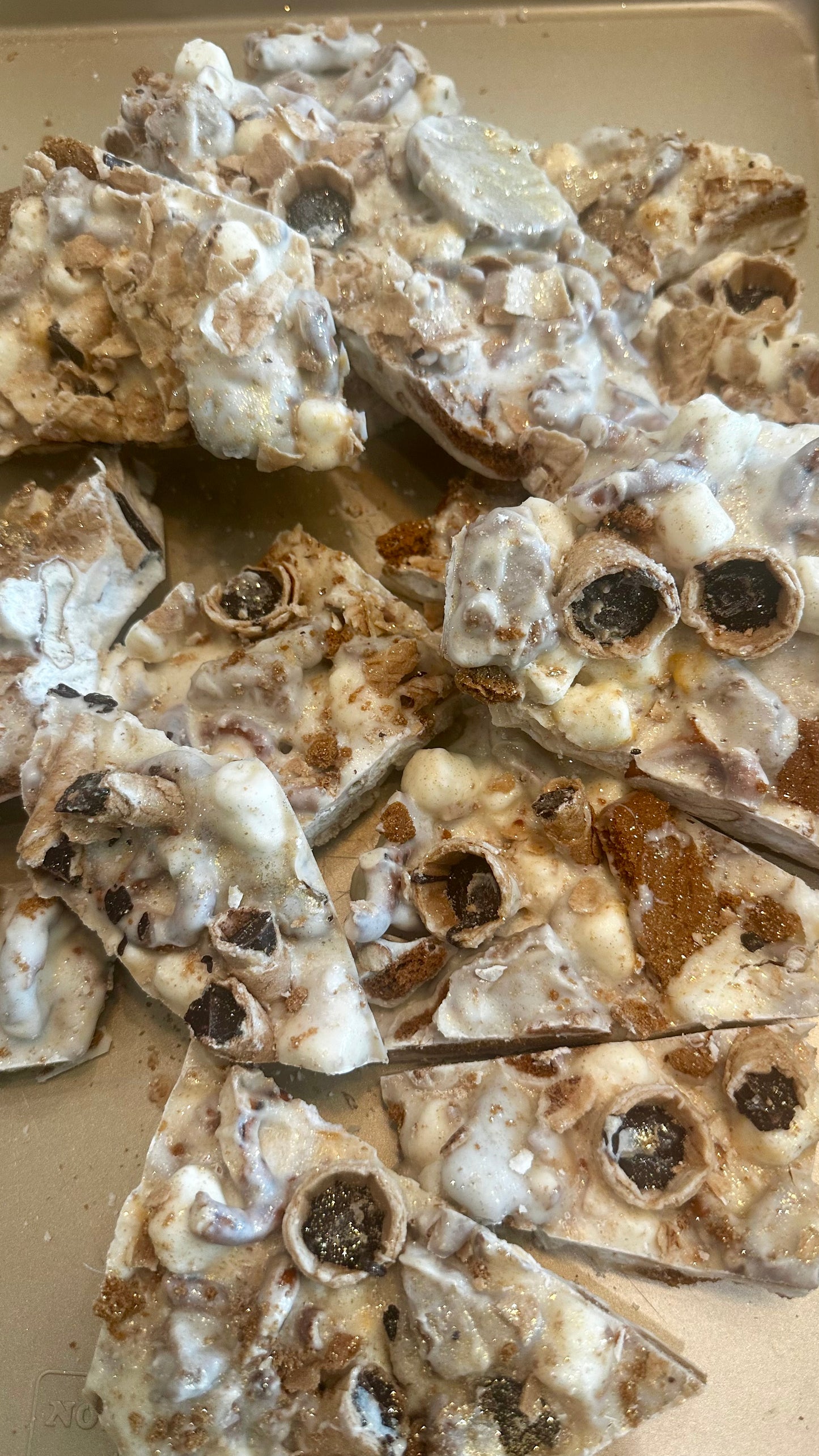 Kiss Me Thru The Cone 💋