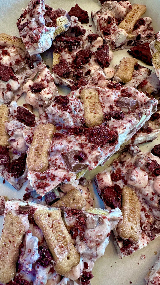 Bone-in’ For Cake 🫦⛓️‍💥