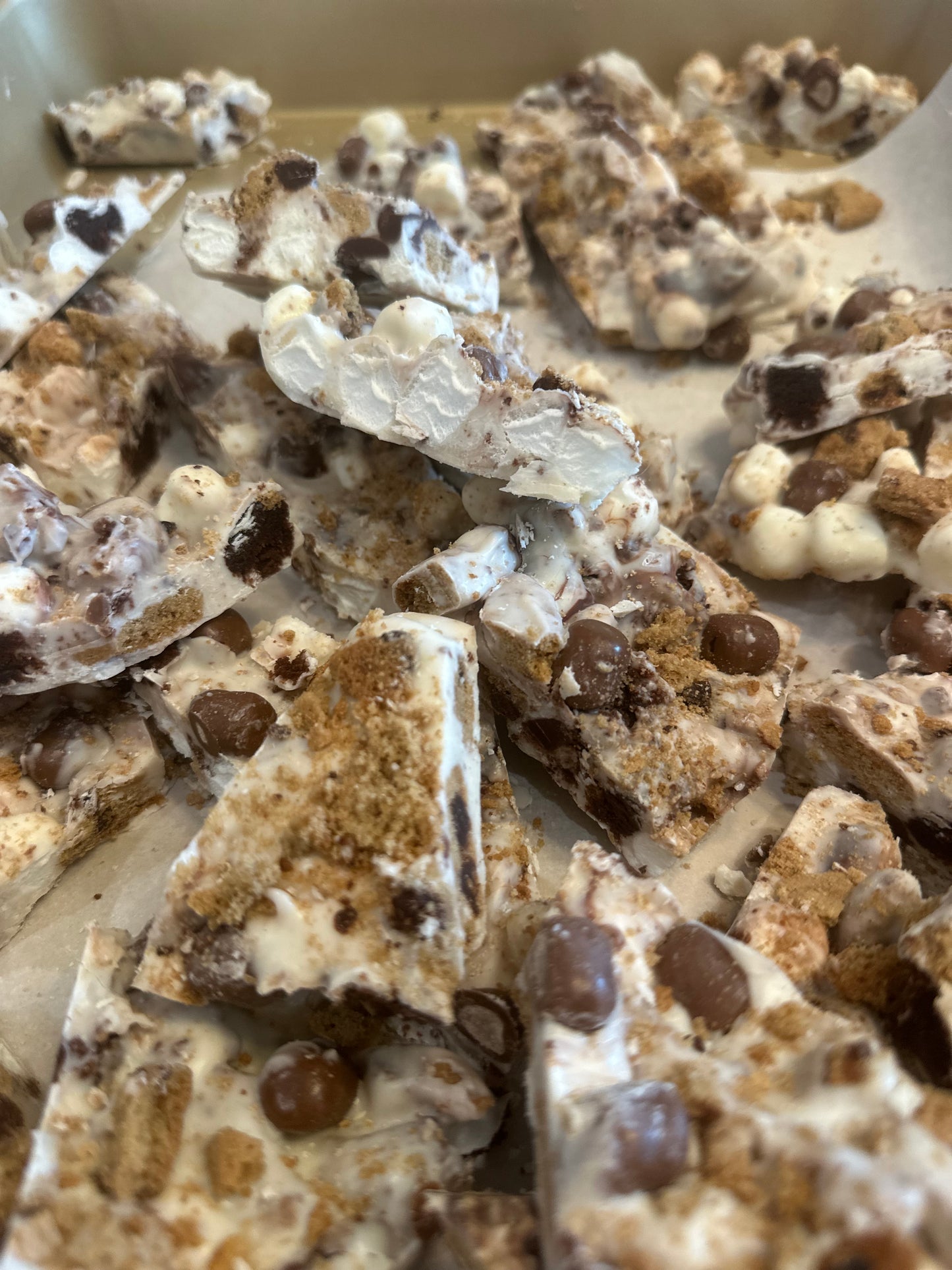 A Gooey Threesome 🍪 (no nuts)