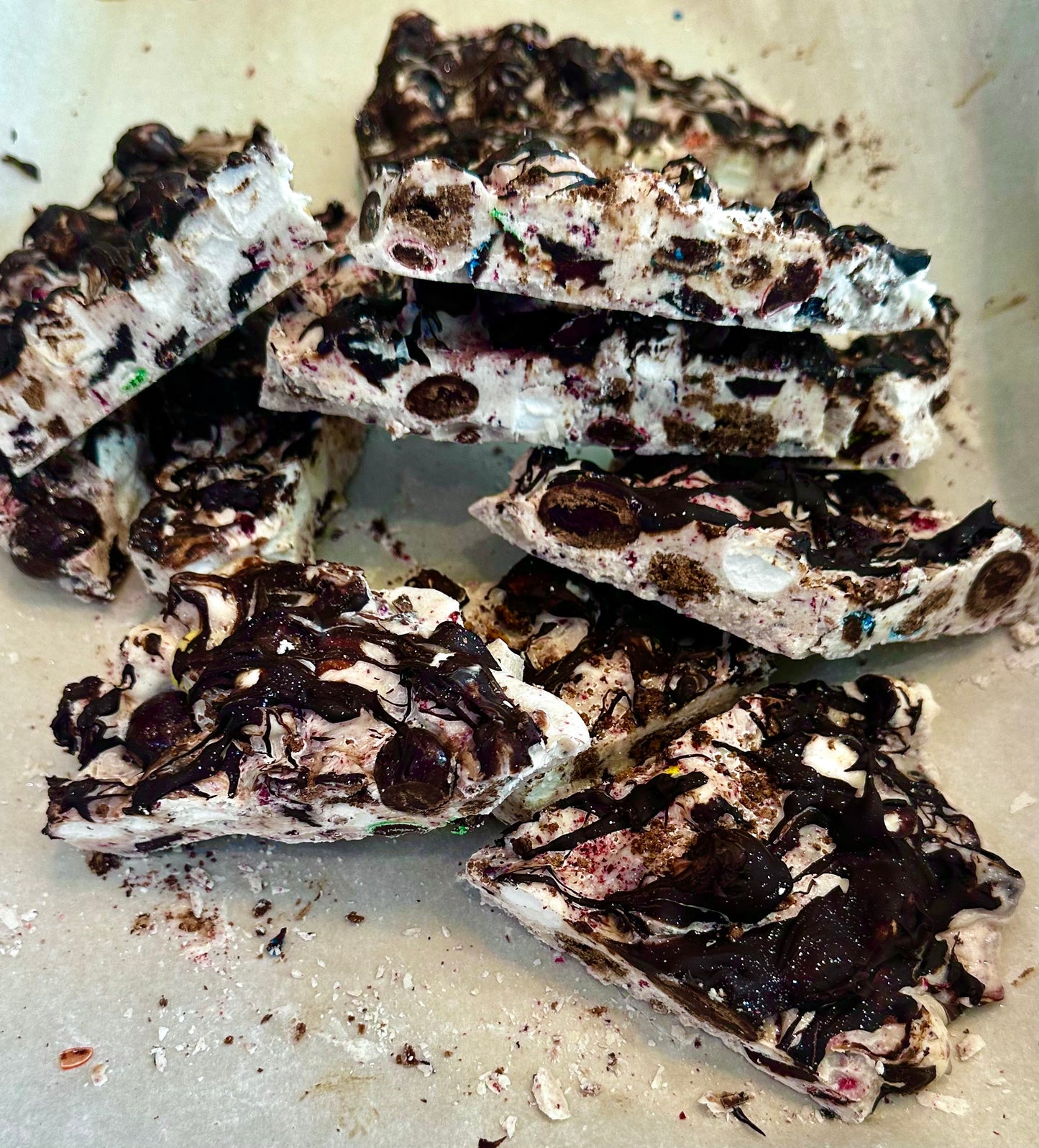 Scarlett Smeared Lipstick