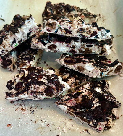 Scarlett Smeared Lipstick