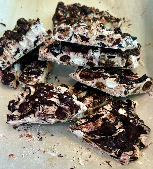 Scarlett Smeared Lipstick